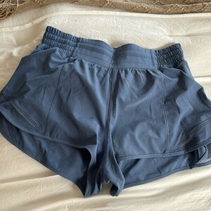 Hotty hot shorts 2.5 high rise